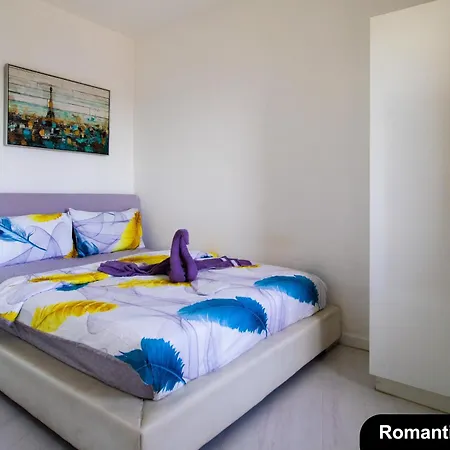The Gramercy Residences Makati City Room photo