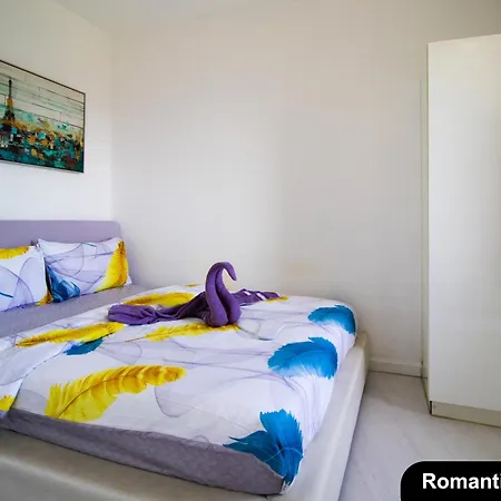 The Gramercy Residences Makati City Room photo
